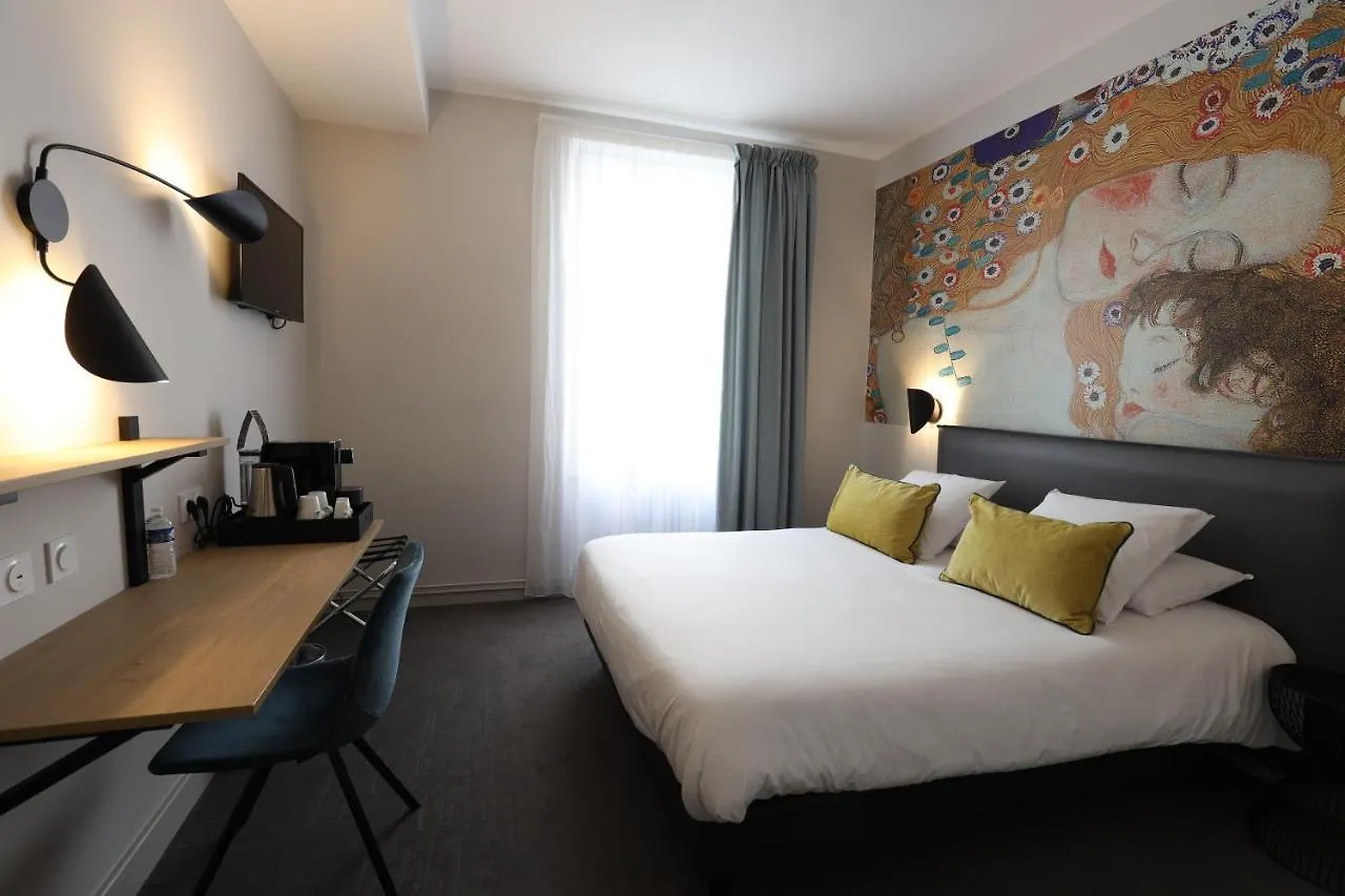 Hotel La Capelle Millau France