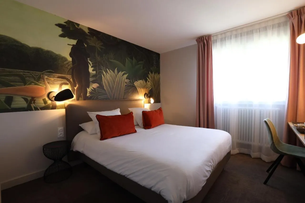 Hotel La Capelle Millau 3*,  France