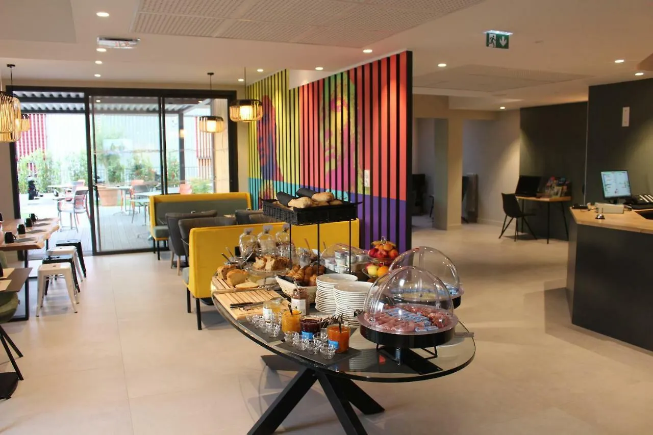***  Hotel La Capelle Millau France