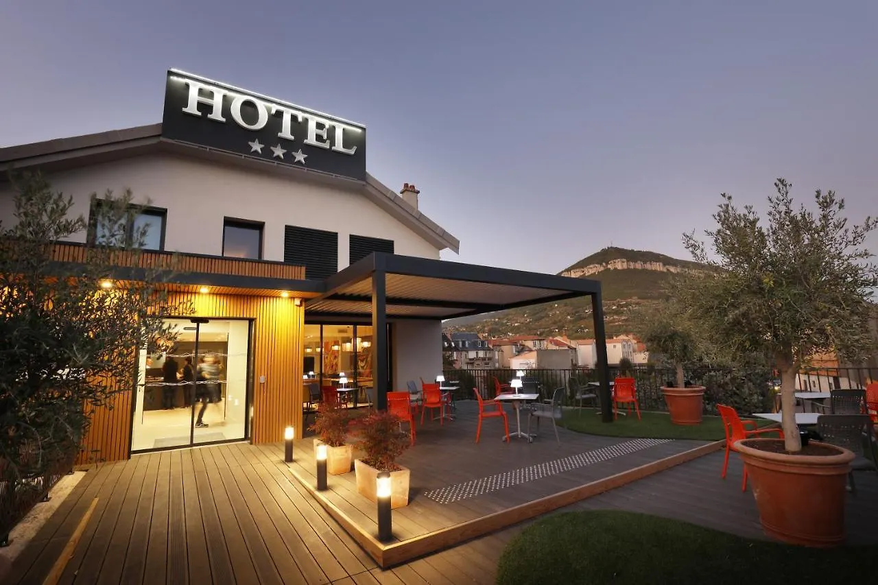 Hotel La Capelle Millau contacts