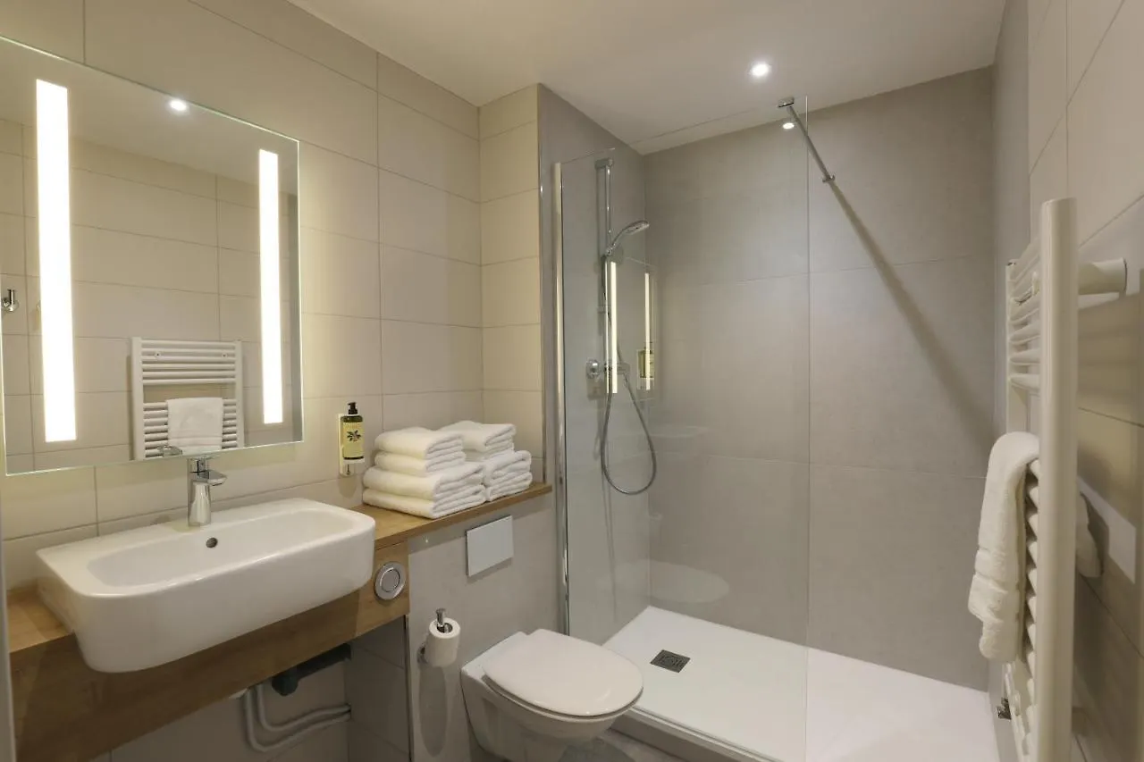 ***  Hotel La Capelle Millau France
